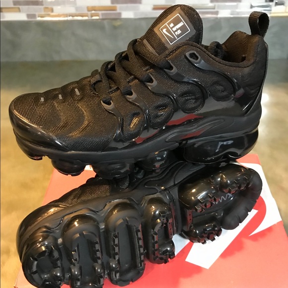 children's vapormax plus